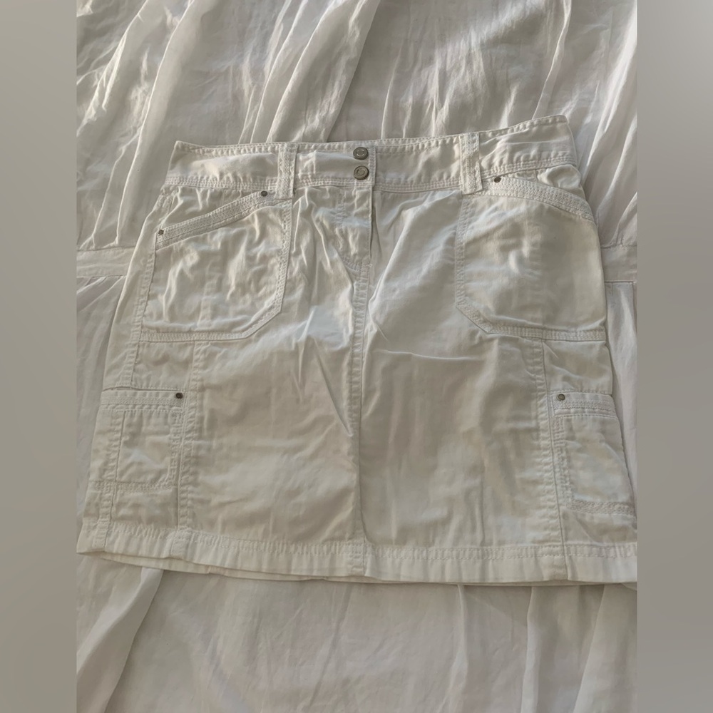 White House Black Market White Mini Skirt Sz 4